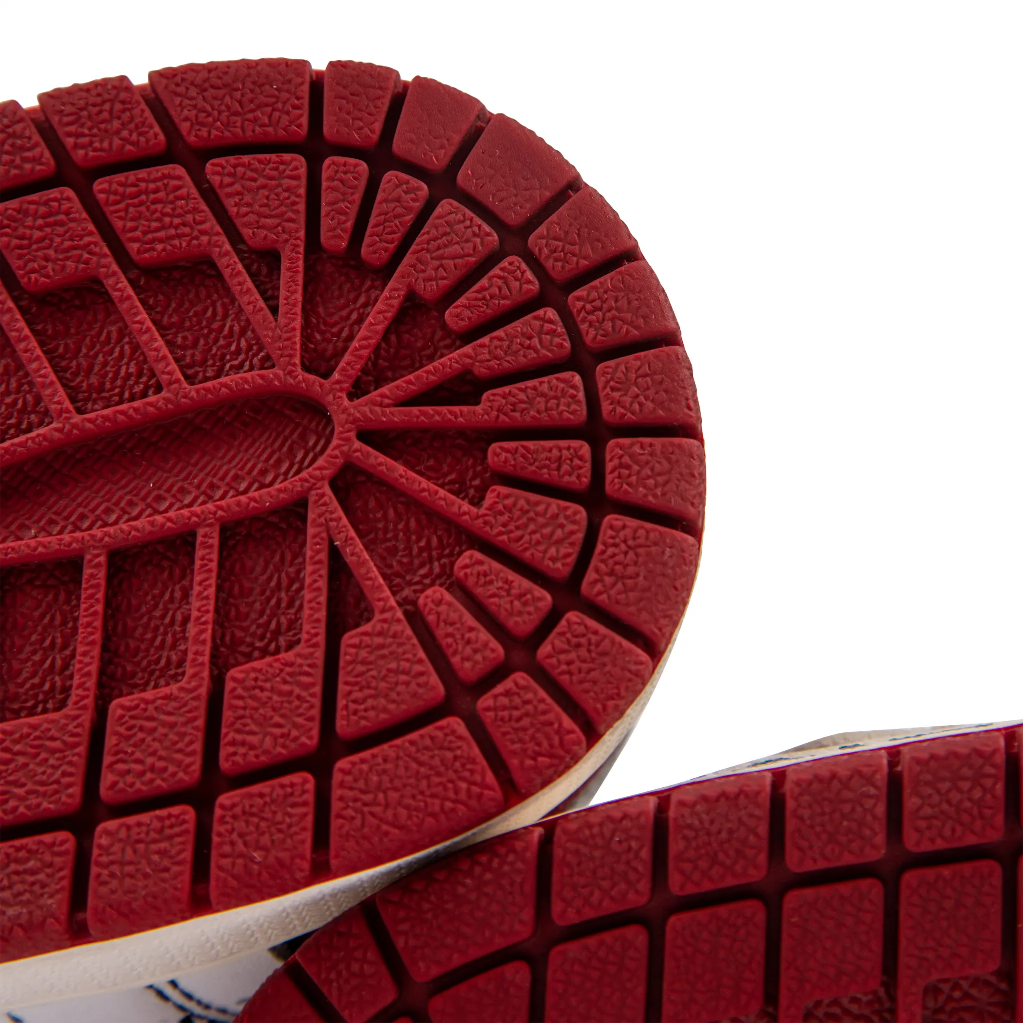 Heel close up view of Preloved - Air Jordan 1 x Off-White 1 Retro High OG Chicago